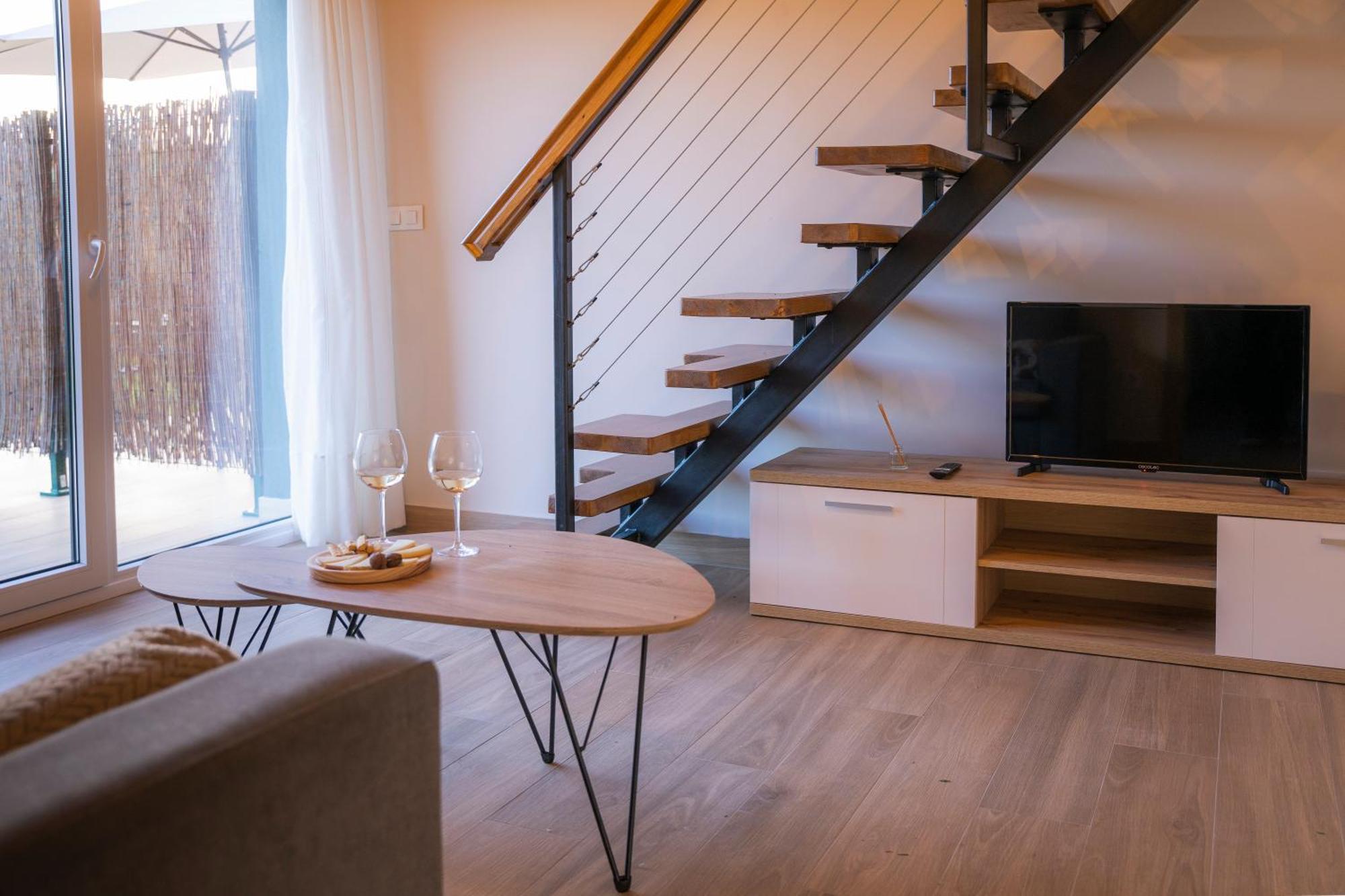 Apartamentos Alto Ubiro Льерганес Экстерьер фото