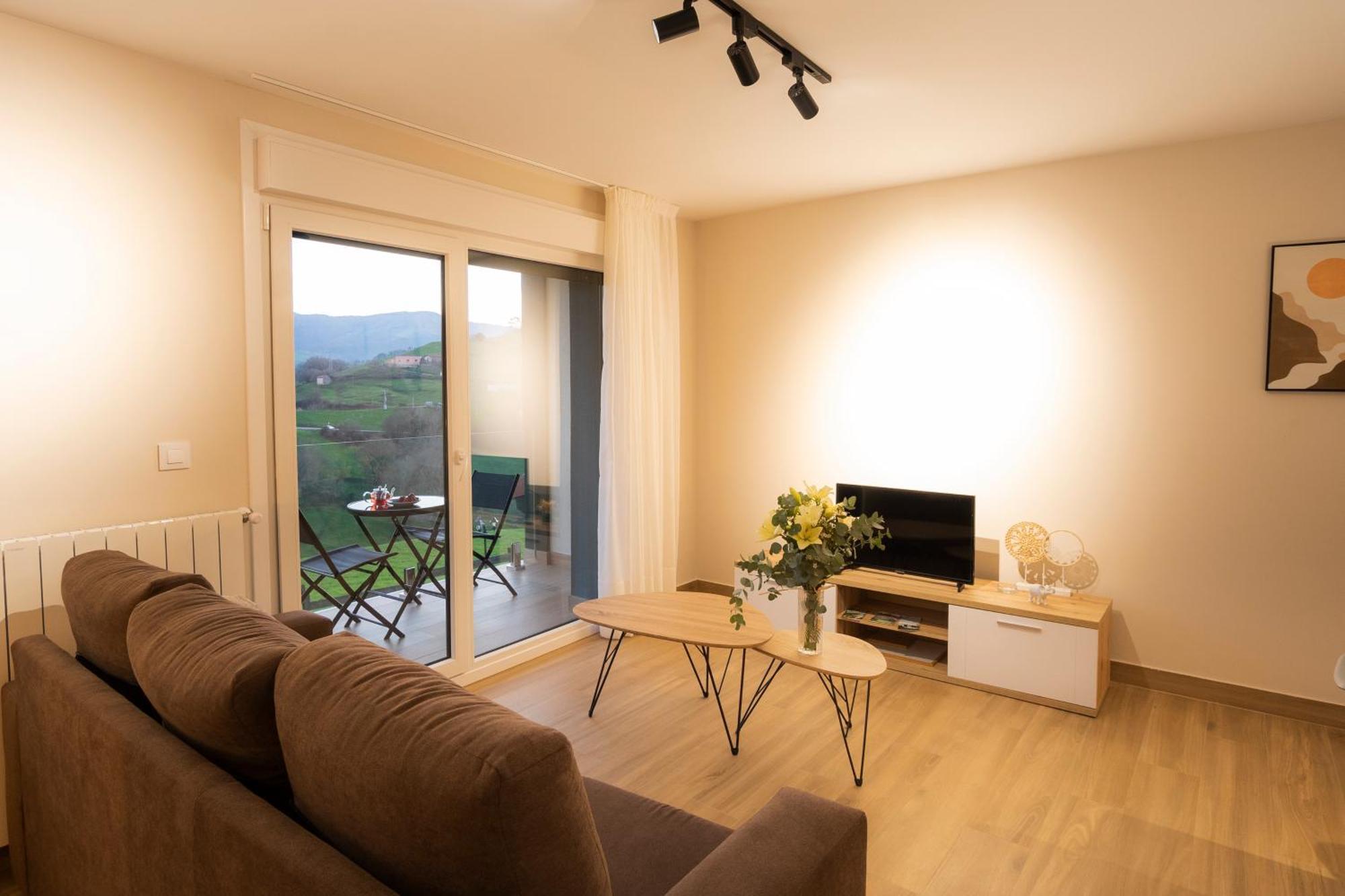 Apartamentos Alto Ubiro Льерганес Экстерьер фото