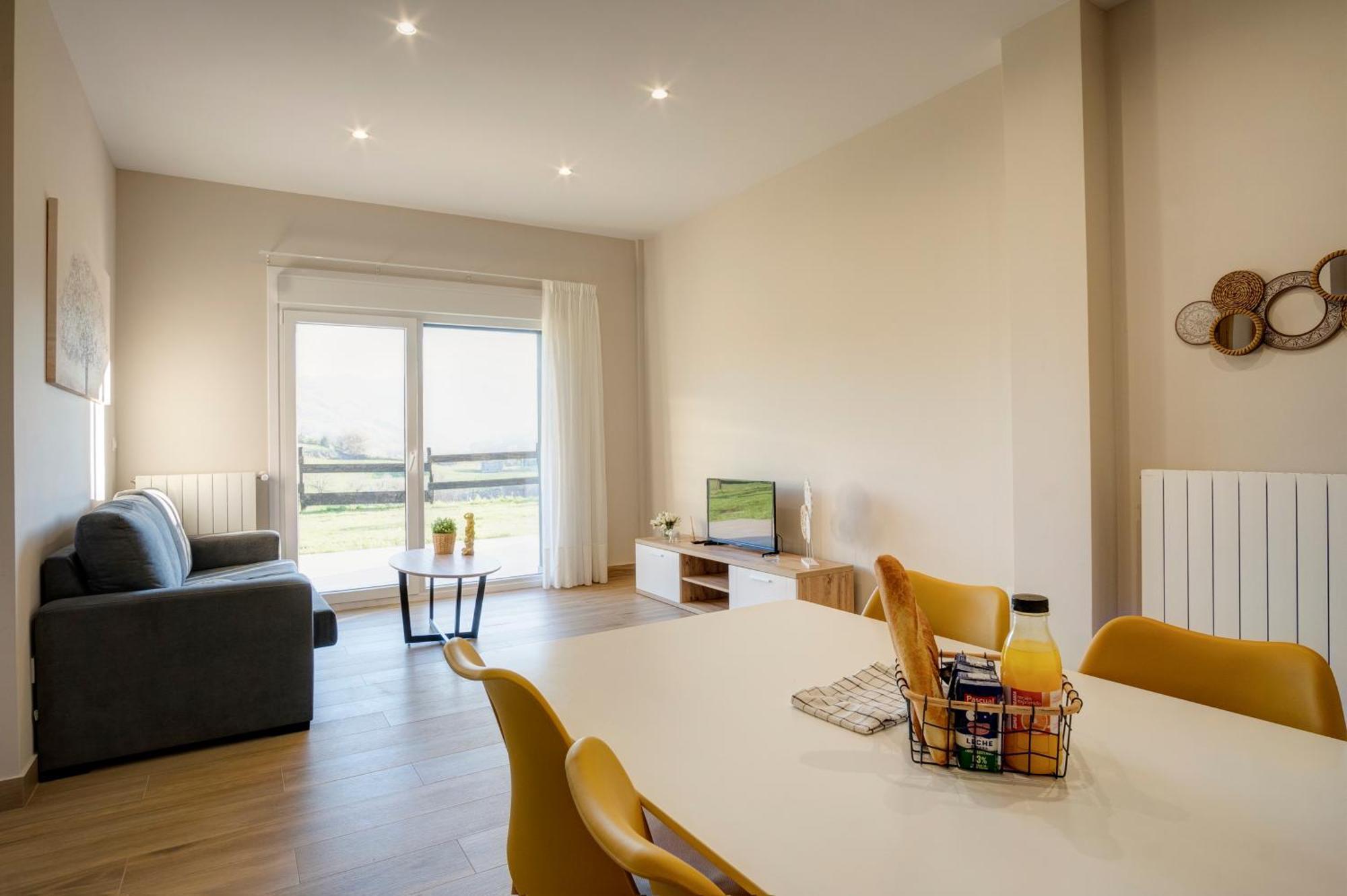 Apartamentos Alto Ubiro Льерганес Экстерьер фото